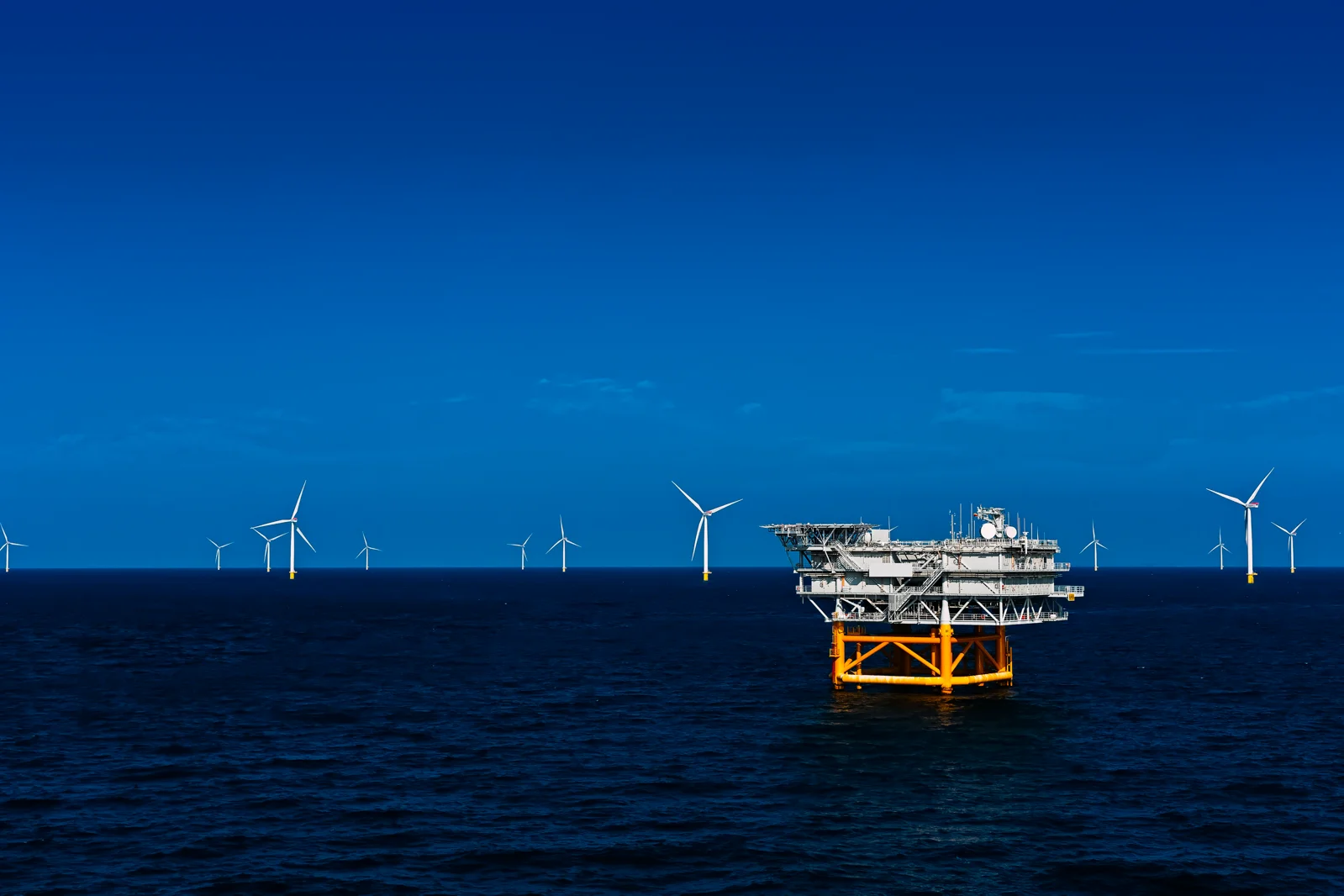 Offshore drilling platform
